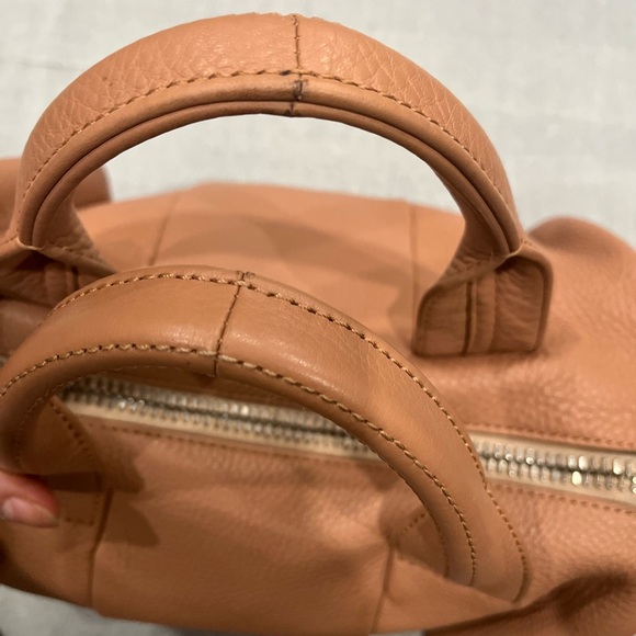 ALEXANDER WANG Soft Pebbled Lambskin Rocco Tan Pale Shoulder Handbag Gold Accent - Picture 9 of 13